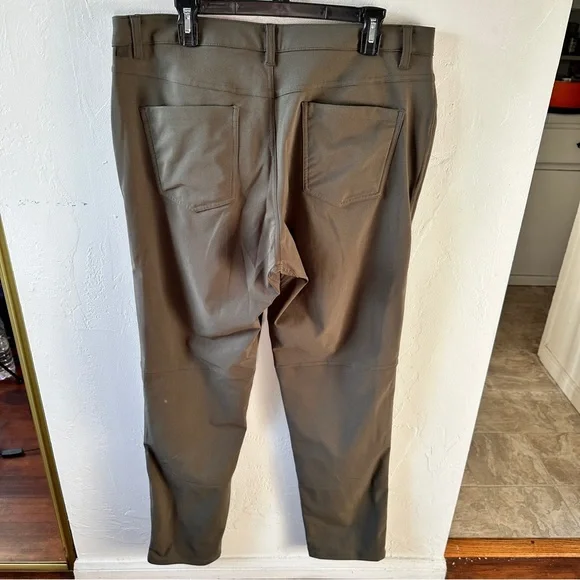34X33 Lululemon ABC Pants Classic Fit Warpstreme Color Dk Green Retail $128